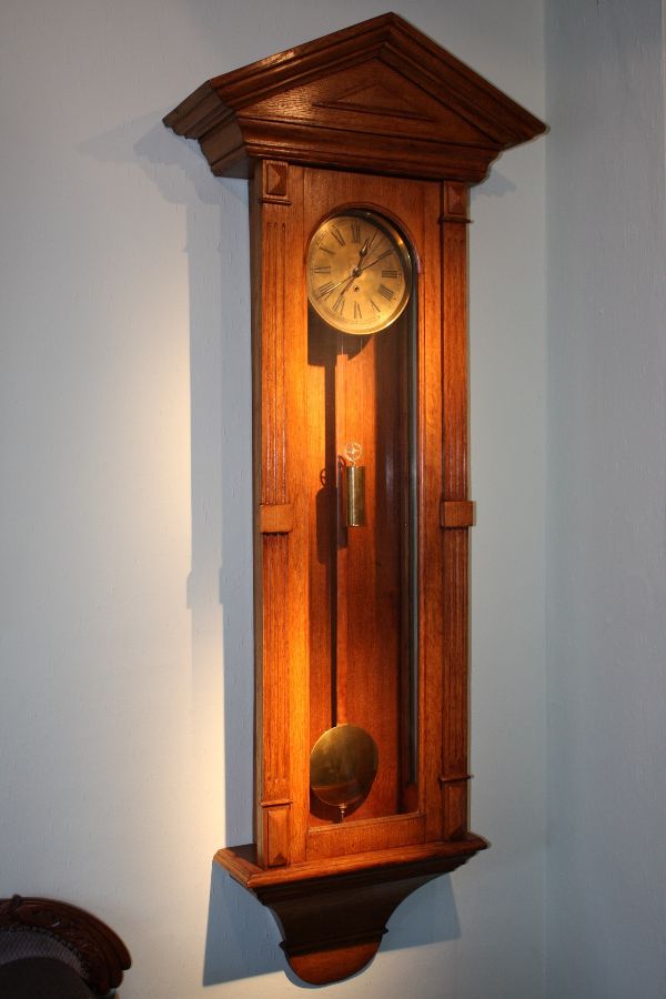 Mutteruhr, Gewichtsregulator, Sekundenpendeluhr, Gustav Becker