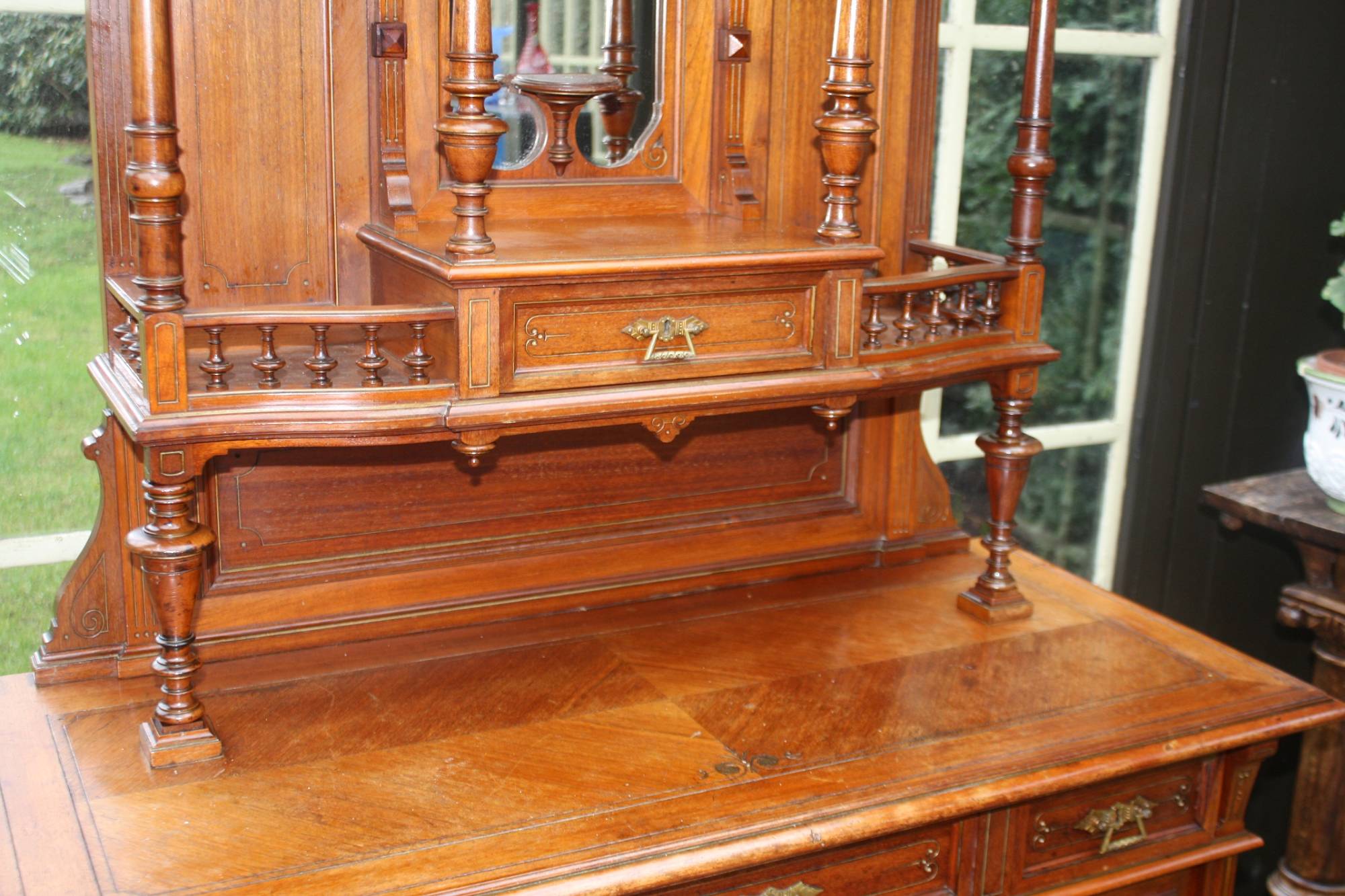 Aufsatzschrank, Historismus, um 1890