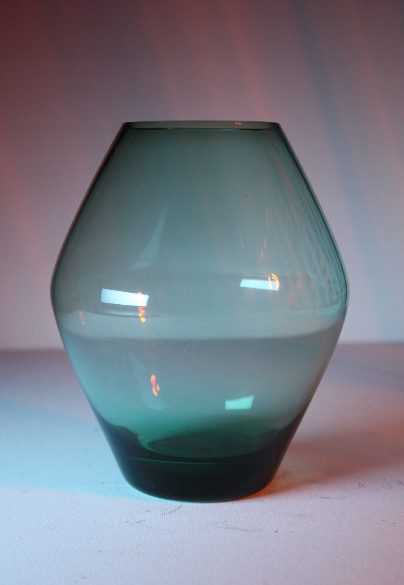 Turmalin Vase, Wilhelm Wagenfeld, wohl WMF, 1960er