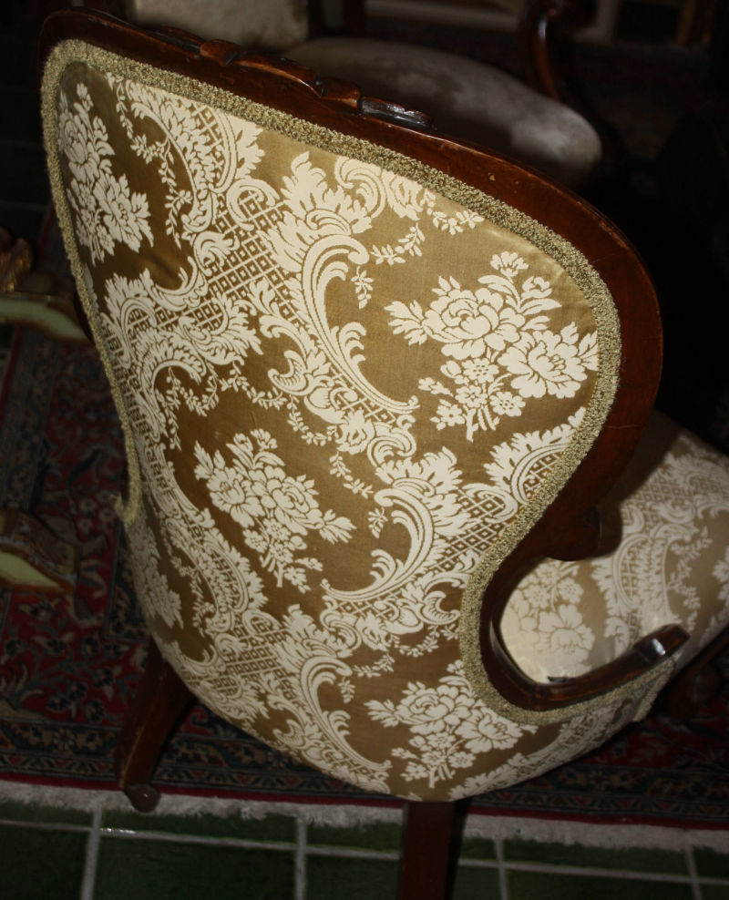 2 Louis Philippe Sessel 2. Hälfte 19.Jh., Höhe Rückenlehne 92 cm, 98 cm