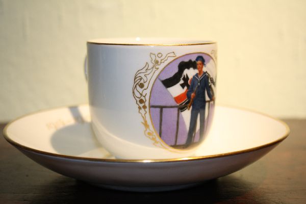 Patriotische Porzellantasse Meissen Kaiserliche Marine 